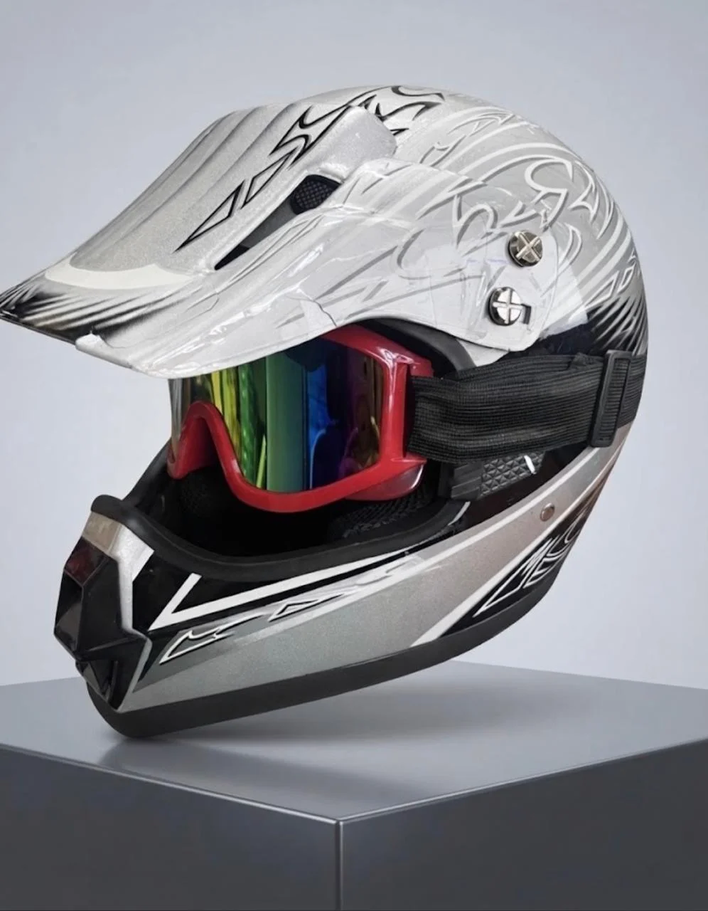 2DA SELECCION SIN CAMBIO CASCO CROSS GRIS