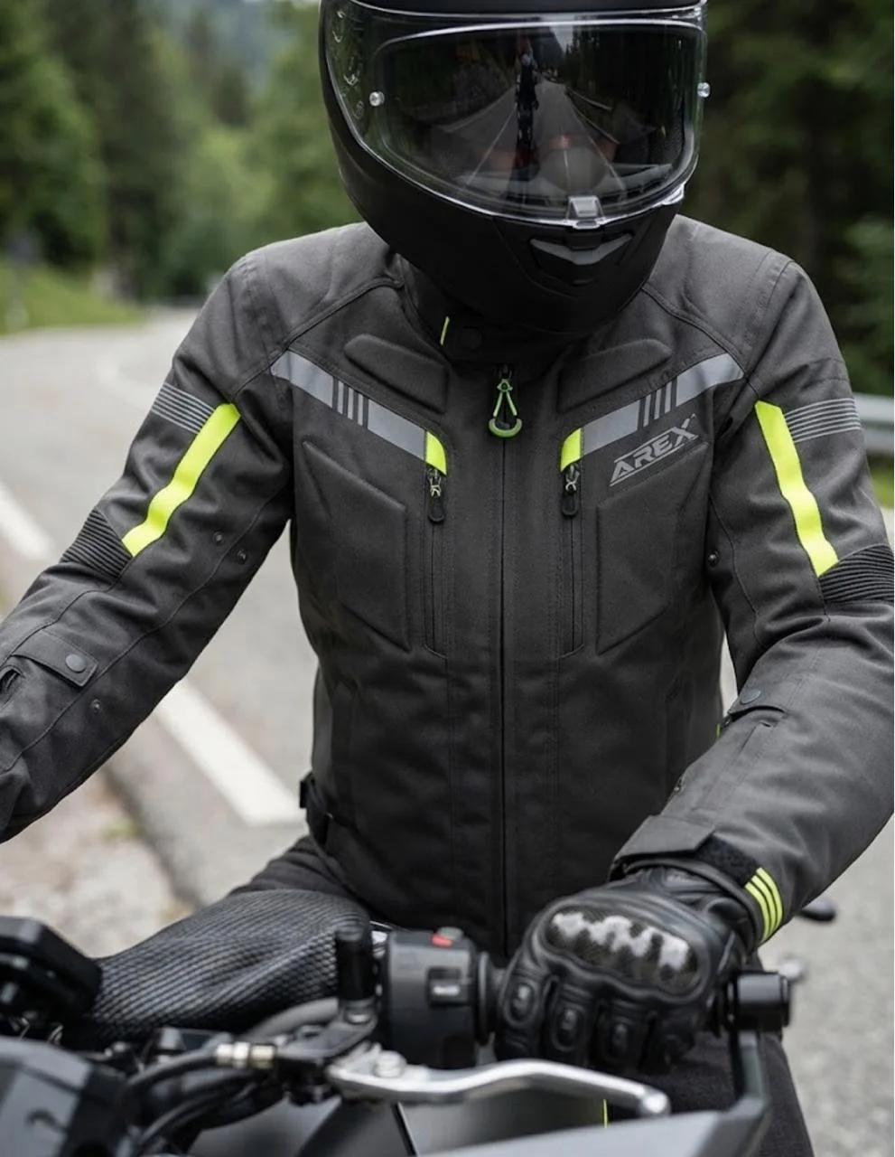 2DA SELECCION CHAQUETA AREX EXAMPLE NEGRO/NEON