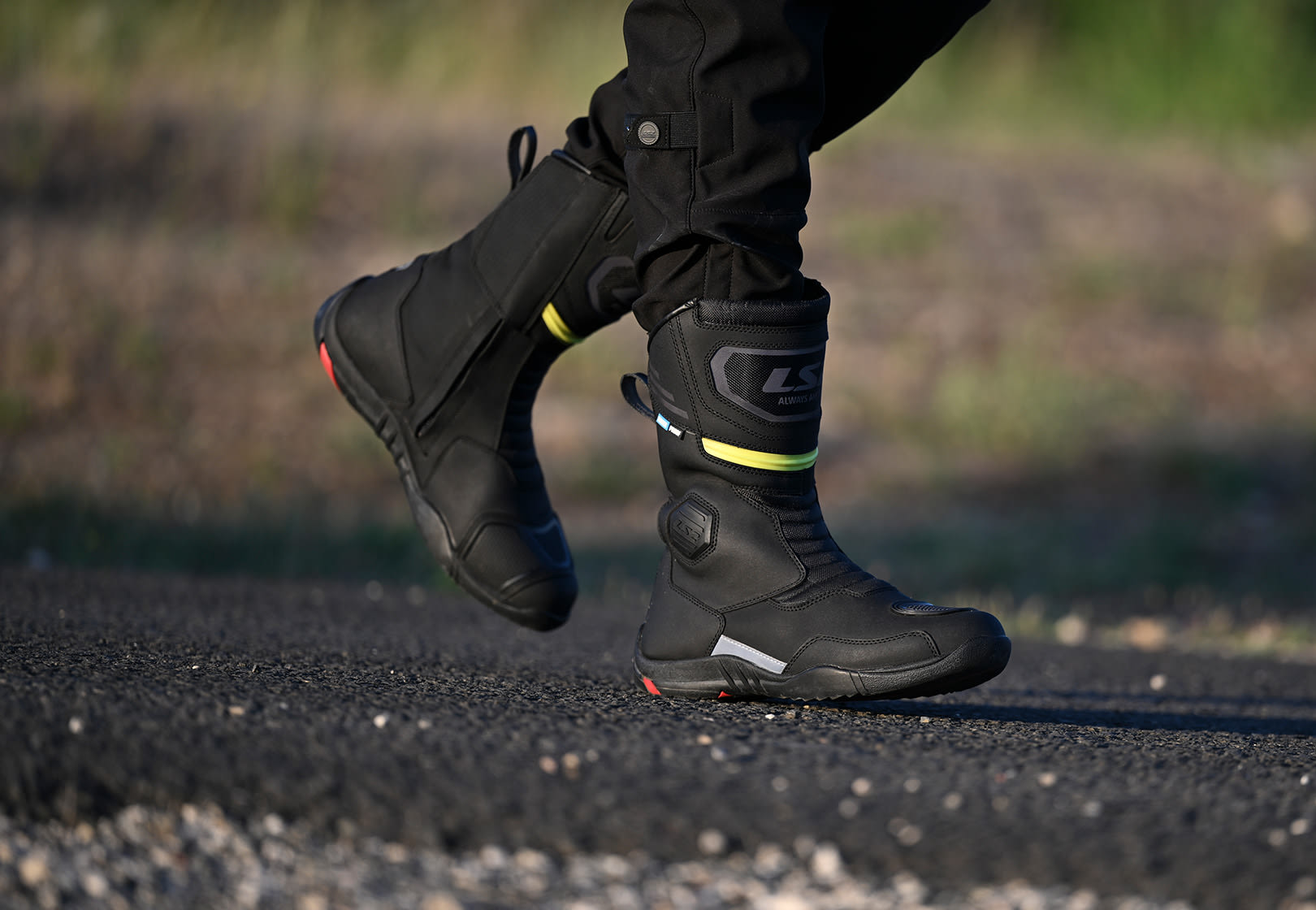 BOTA LS2 GOBY NEGRA AMARILLA WP HOMBRE