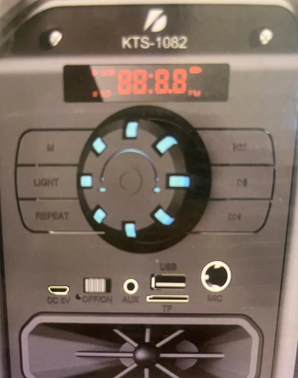 ELEK PARLANTE MOD KTS-1082 NEGRO DOBLE 4¨RADIO FM BLUETOOTH